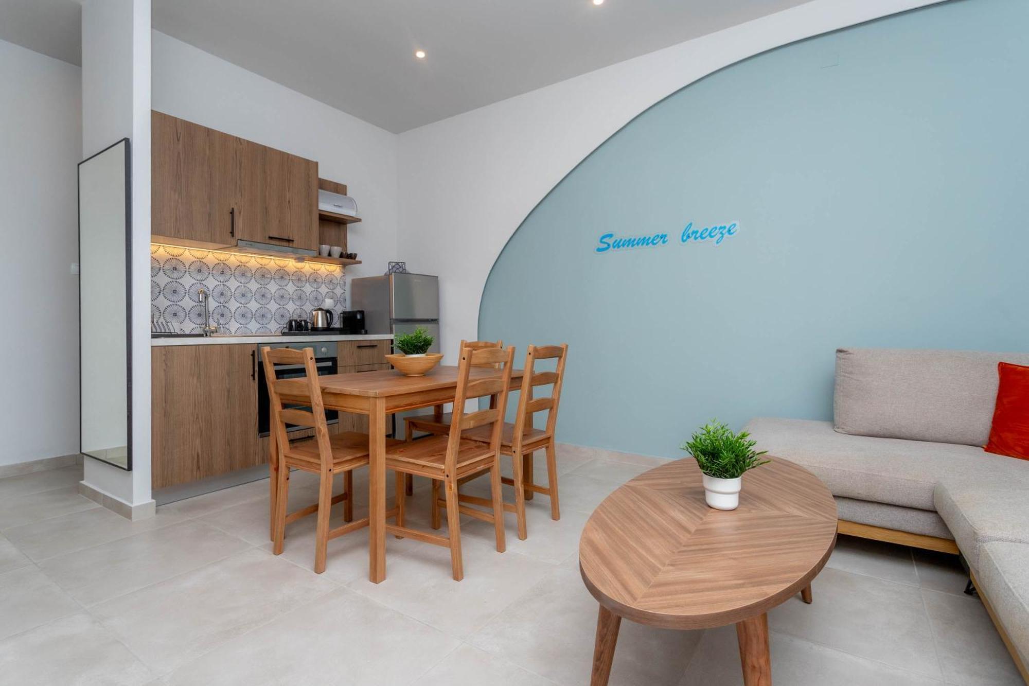 Pteleo Apartments Pteleós Екстериор снимка