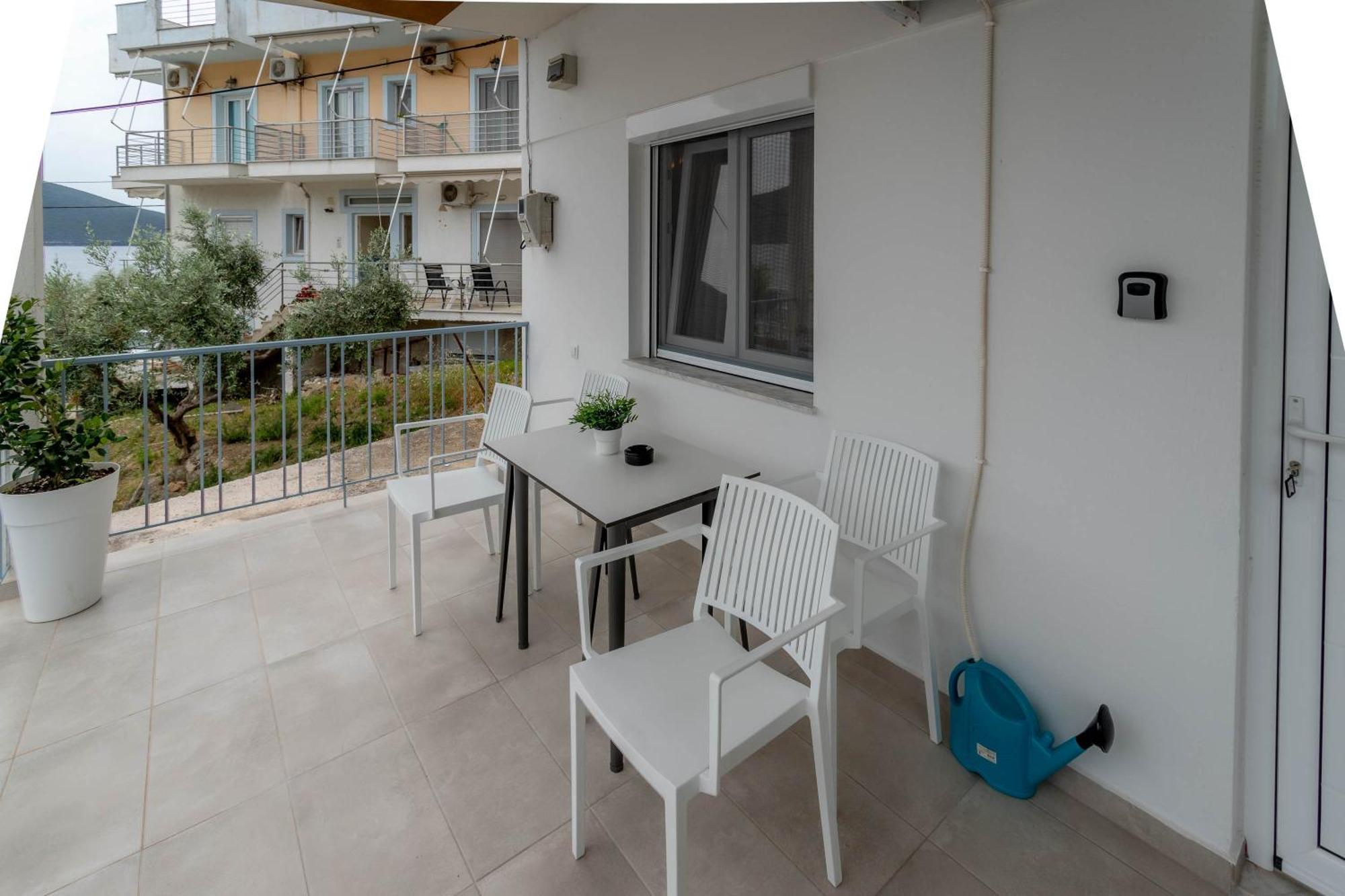 Pteleo Apartments Pteleós Екстериор снимка