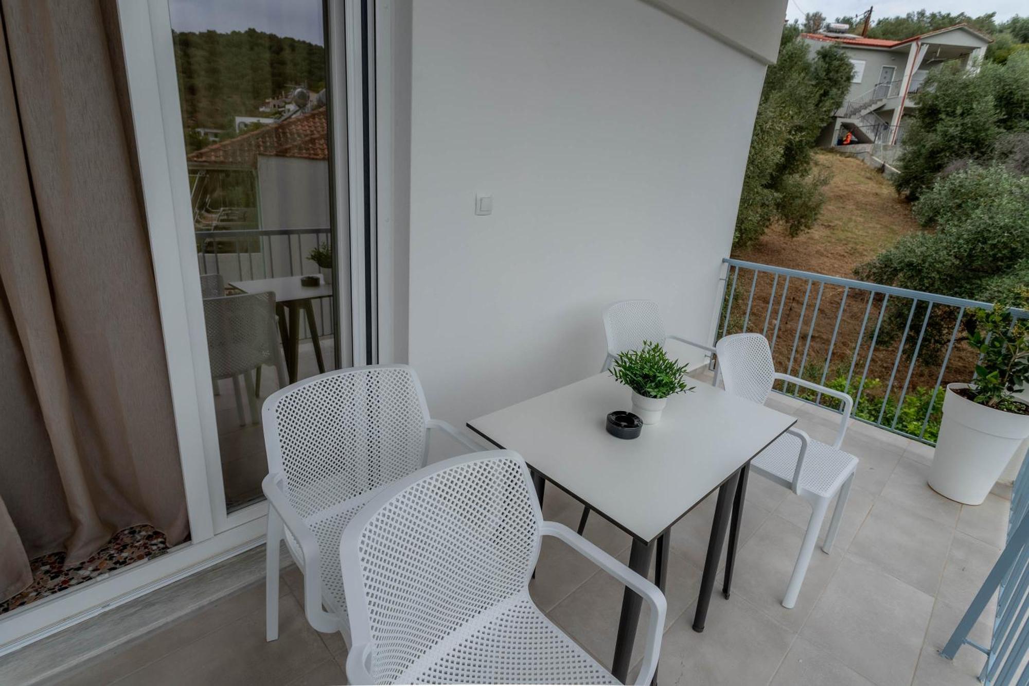 Pteleo Apartments Pteleós Екстериор снимка