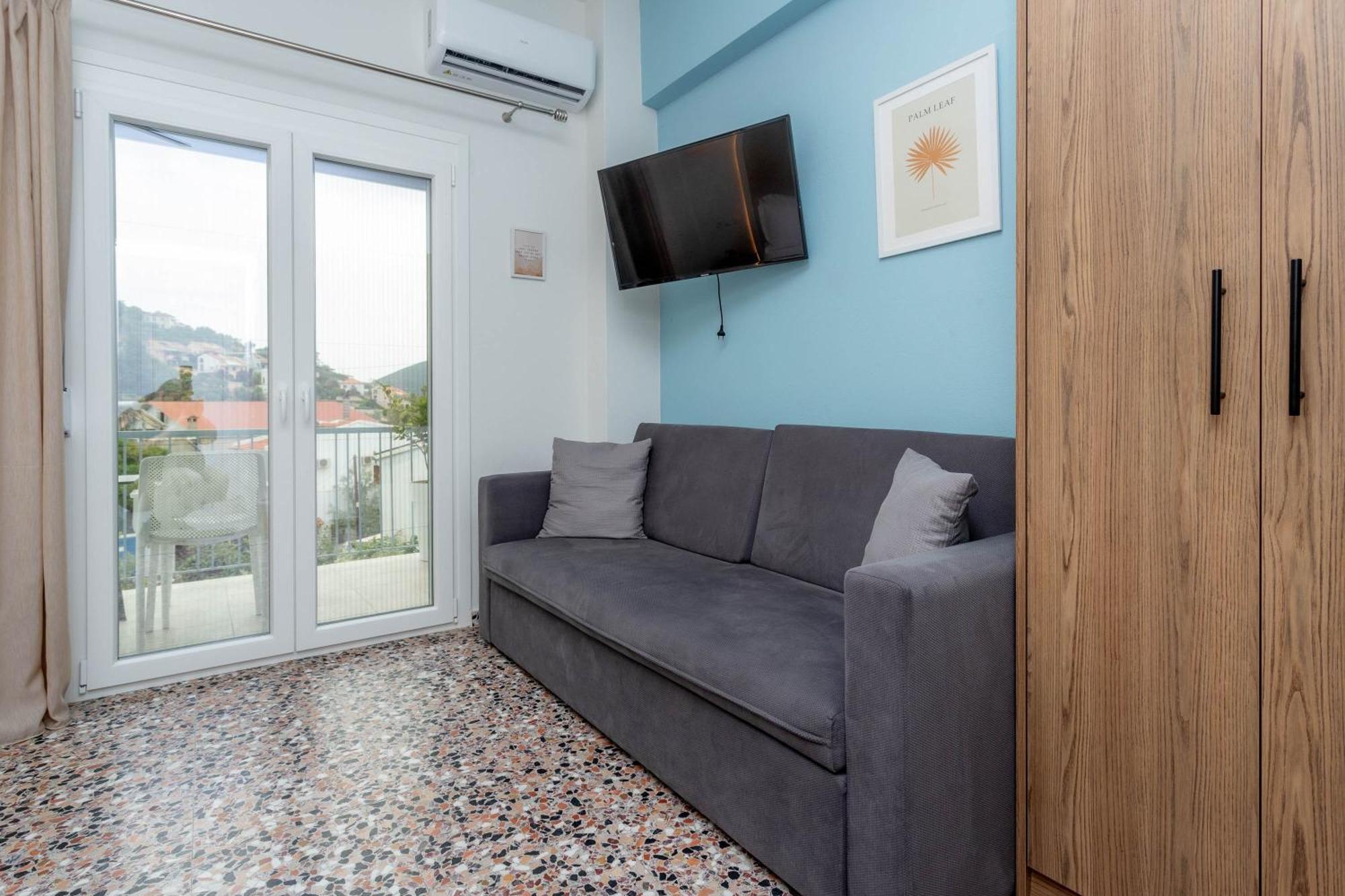 Pteleo Apartments Pteleós Екстериор снимка