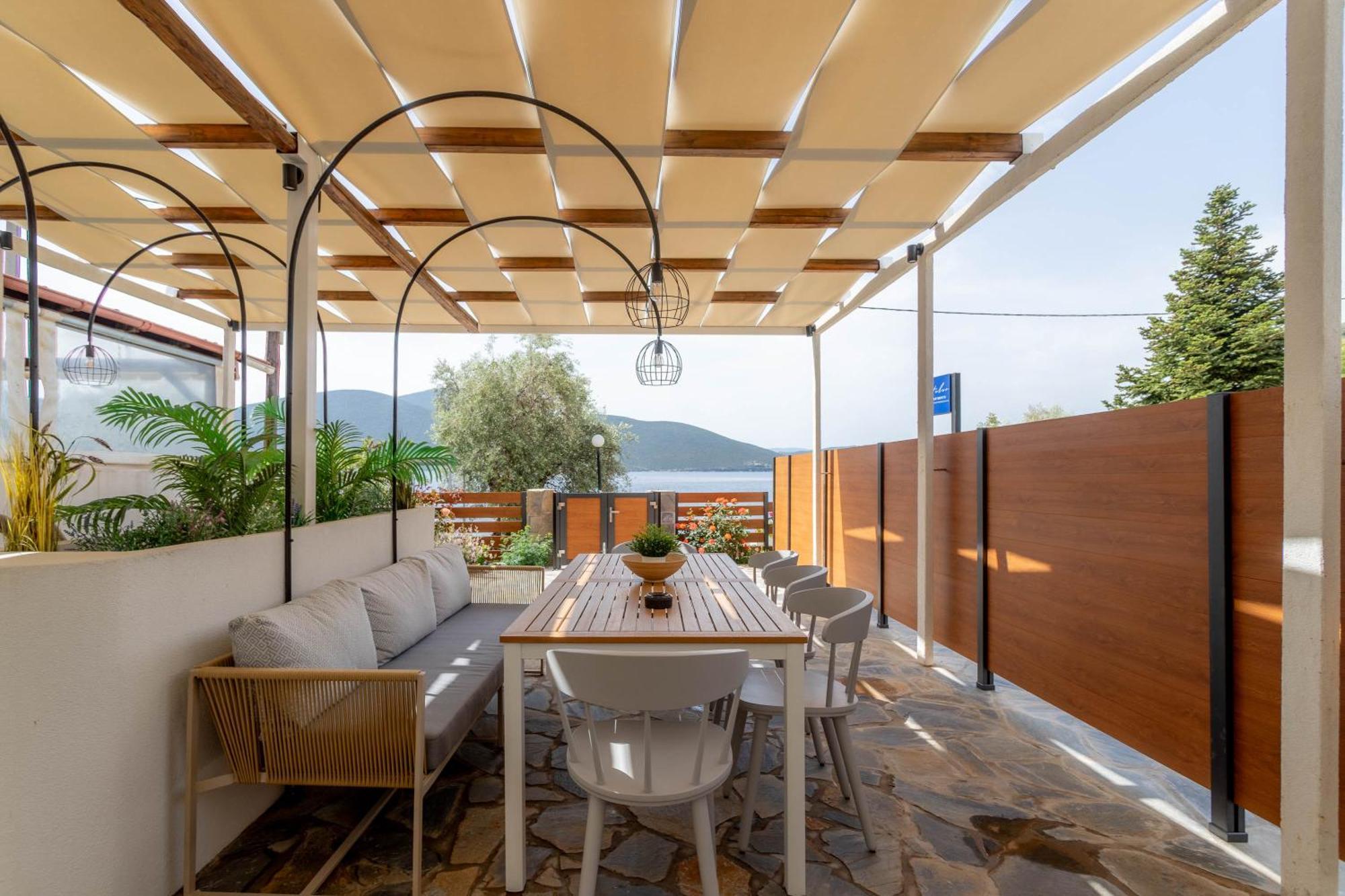 Pteleo Apartments Pteleós Екстериор снимка