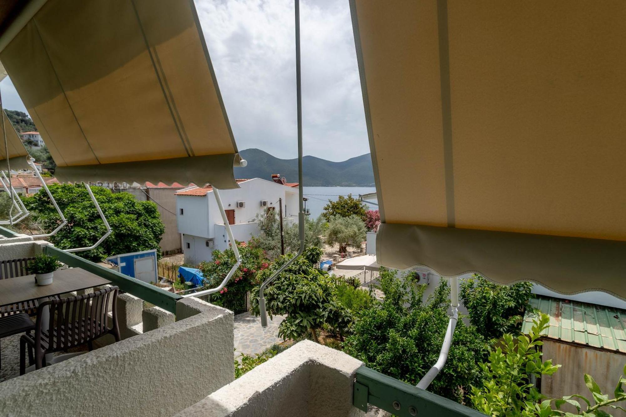 Pteleo Apartments Pteleós Екстериор снимка